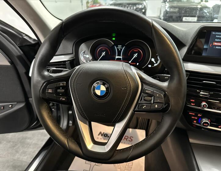 BMW Řada 5 8