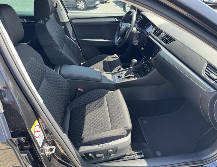 Škoda Superb 12