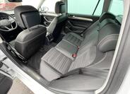 Volkswagen Passat 16