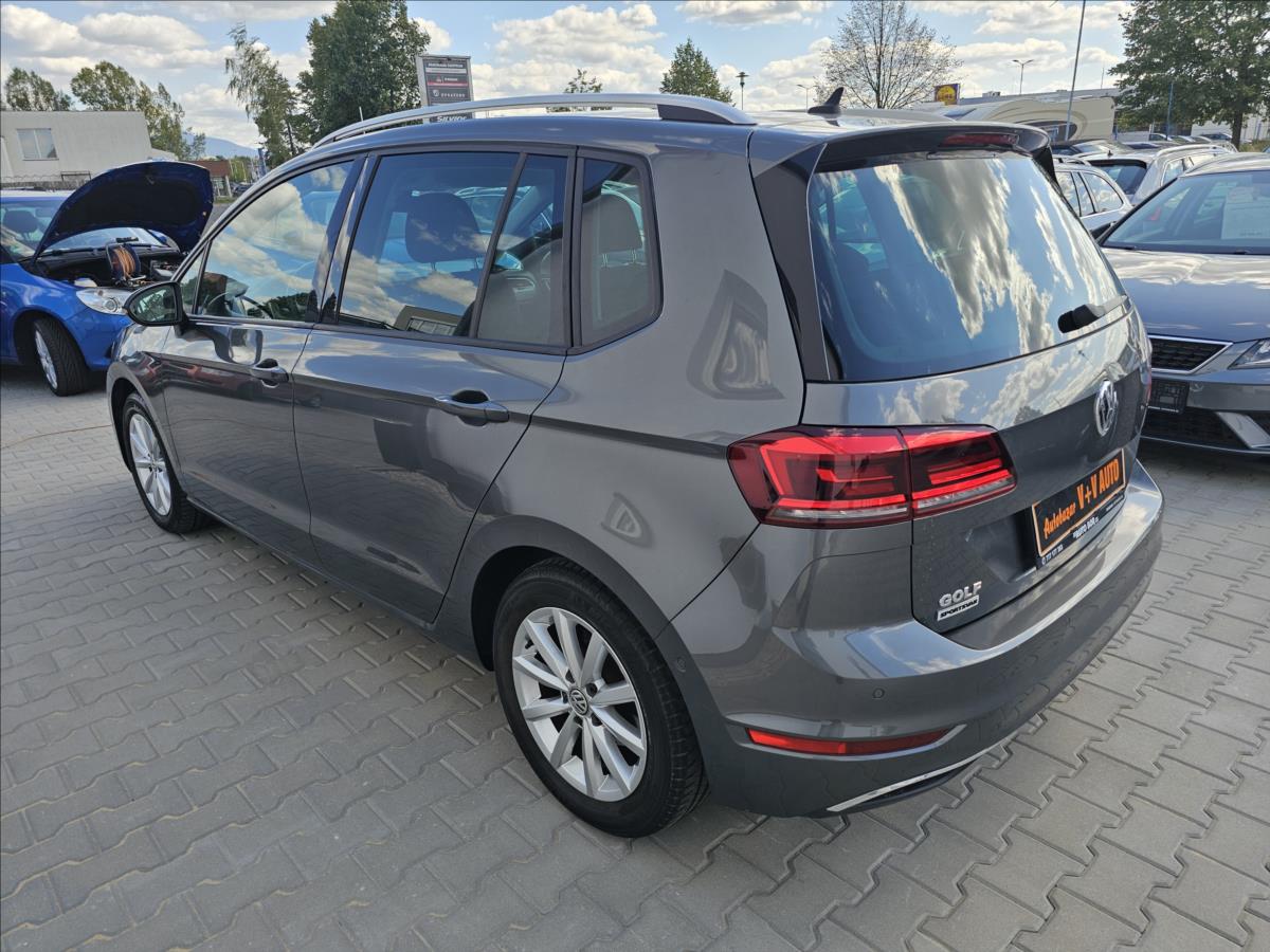 Volkswagen Golf Sportsvan