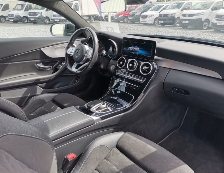 Mercedes-Benz Třídy C 8