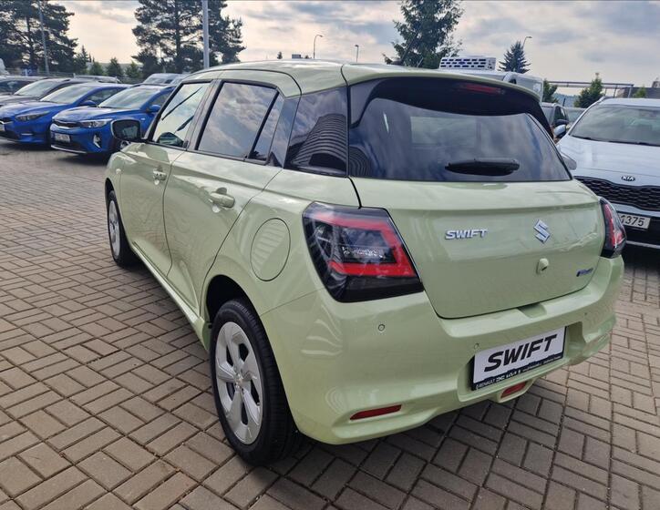 Suzuki Swift 4
