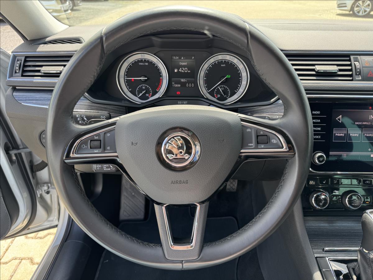 Škoda Superb