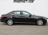 Mercedes-Benz Třídy E 8