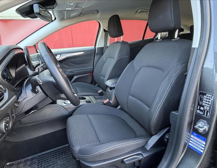 Ford Focus 21