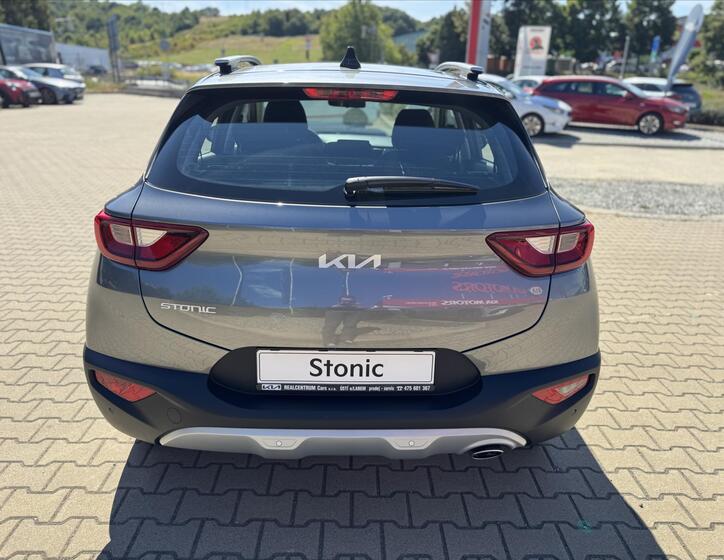 KIA Stonic 6