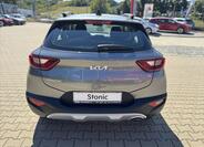 KIA Stonic 6