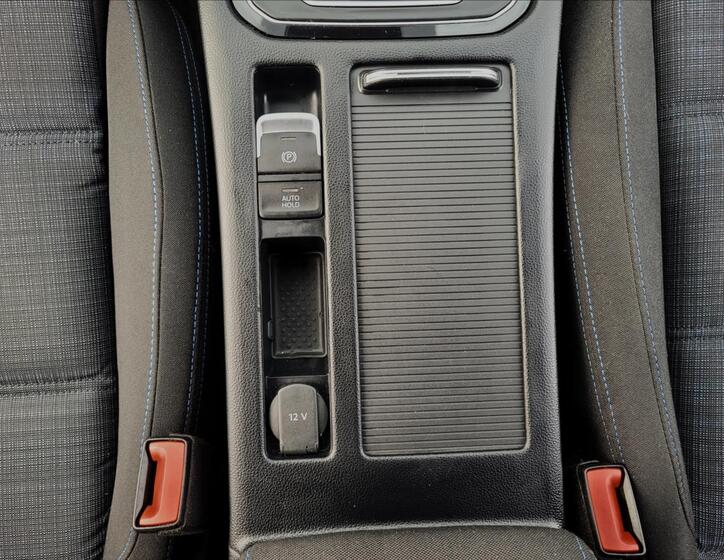 Volkswagen Passat 36