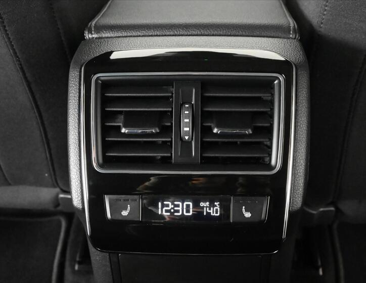 Škoda Superb 23