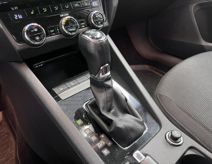 Škoda Octavia 11