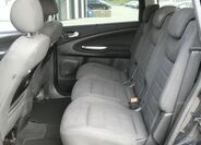Ford Galaxy 23