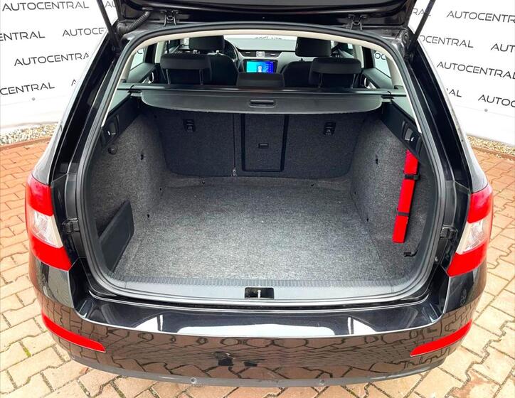 Škoda Octavia 10