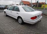 Mercedes-Benz Třídy E 11