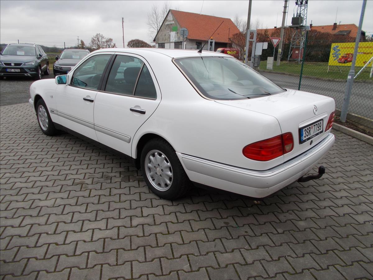 Mercedes-Benz Třídy E