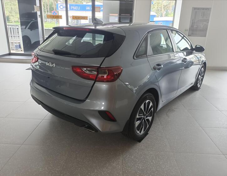 KIA Ceed 4