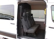 Ford Transit 8