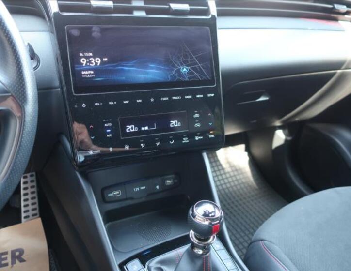 Hyundai Tucson 24