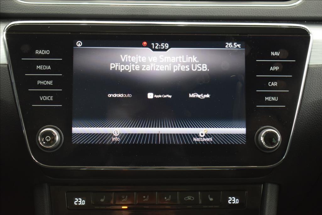 Škoda Superb