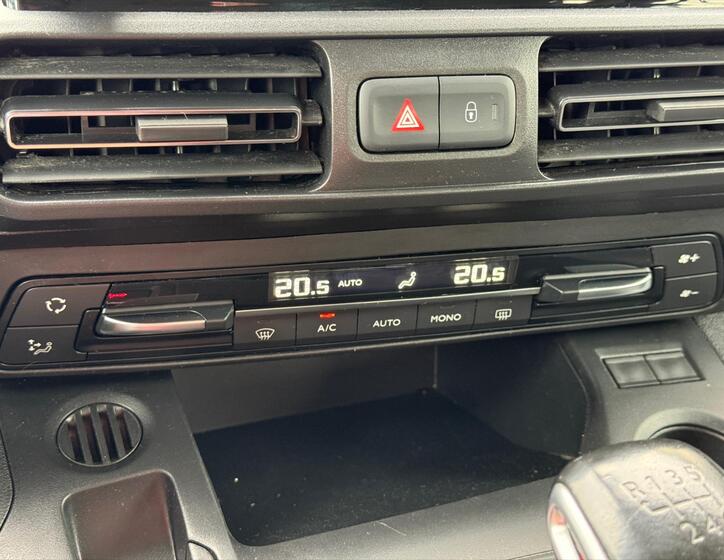 Toyota ProAce 17