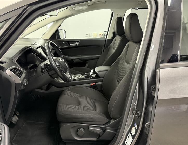 Ford S-MAX 10