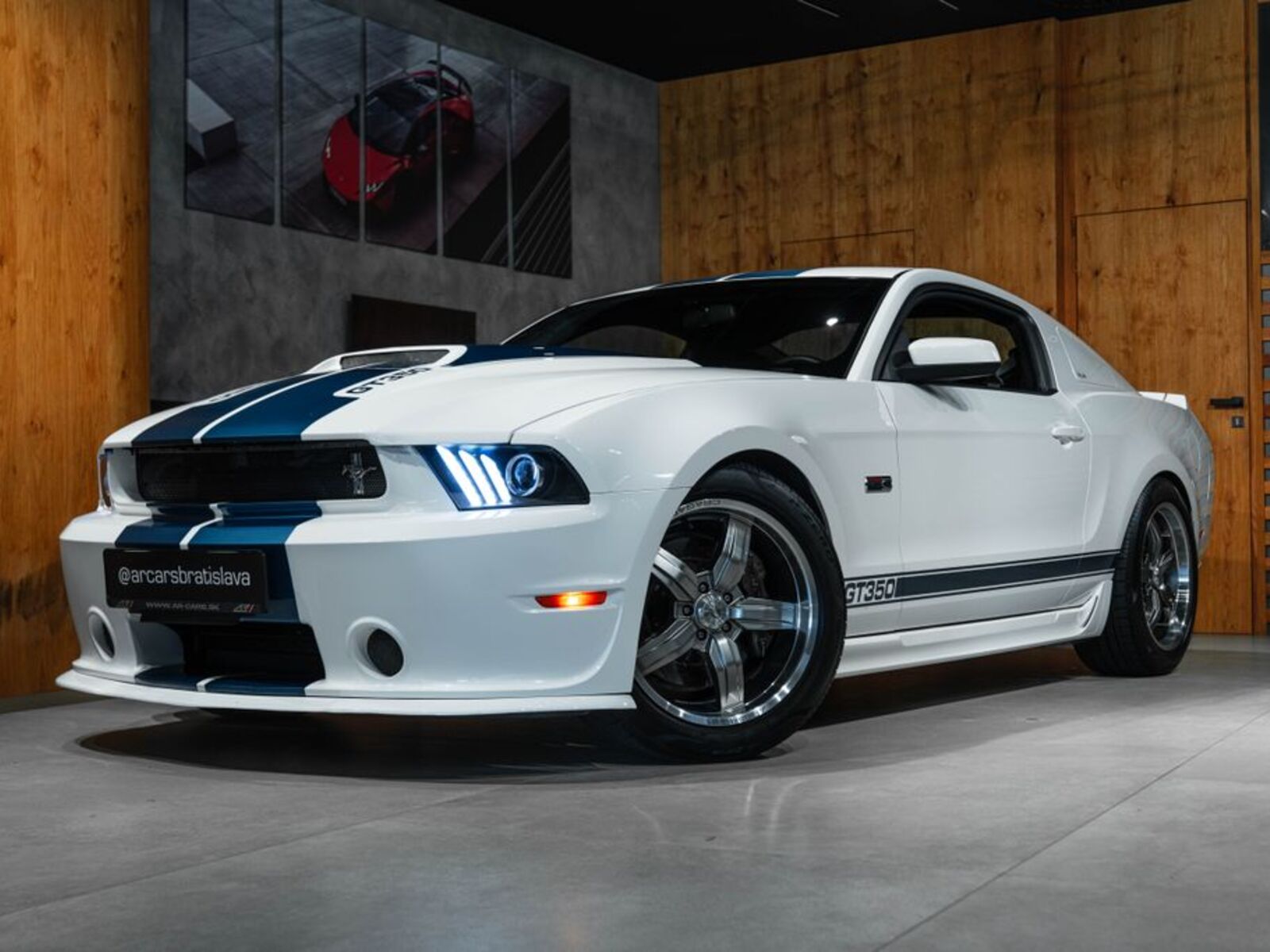 Ford Mustang 13