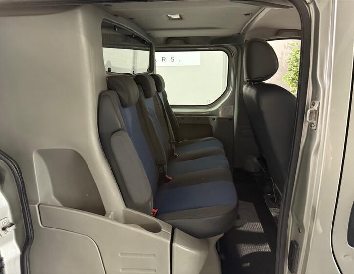 Renault Trafic 15