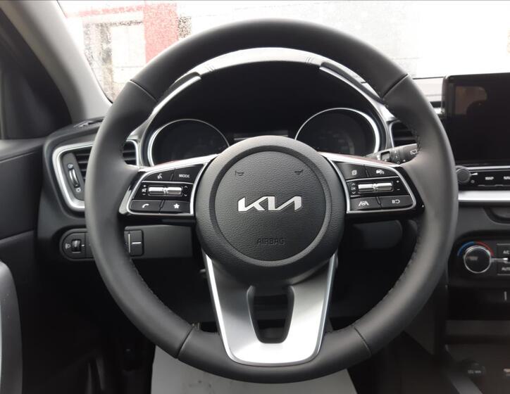 KIA Ceed 14