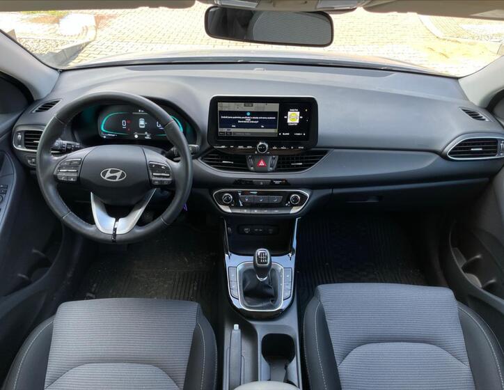 Hyundai i30 8
