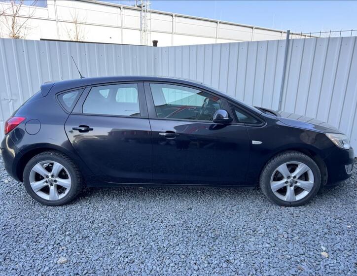 Opel Astra 14