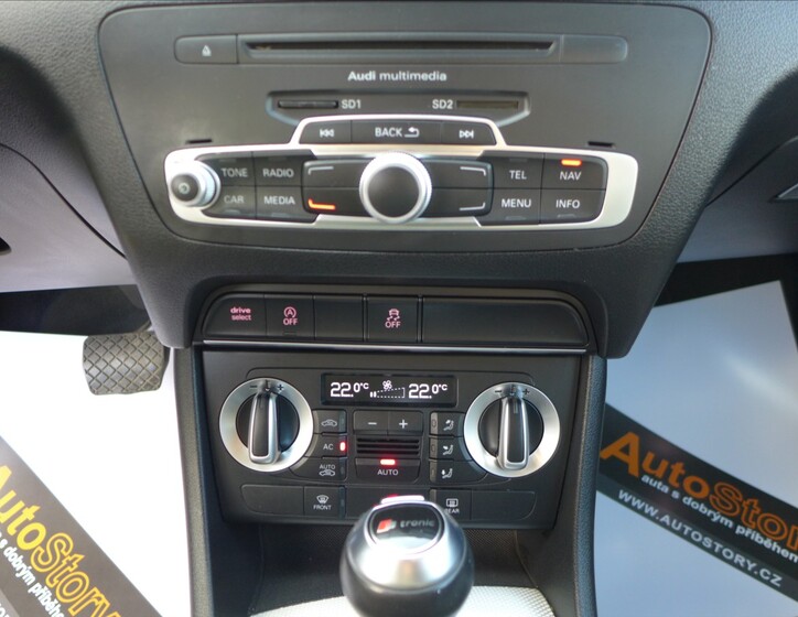 Audi Q3 24