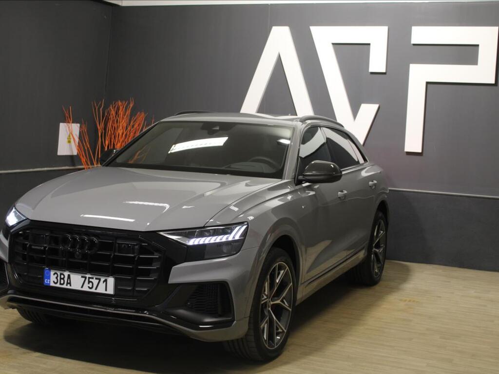 Audi Q8 2