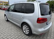 Volkswagen Touran 6