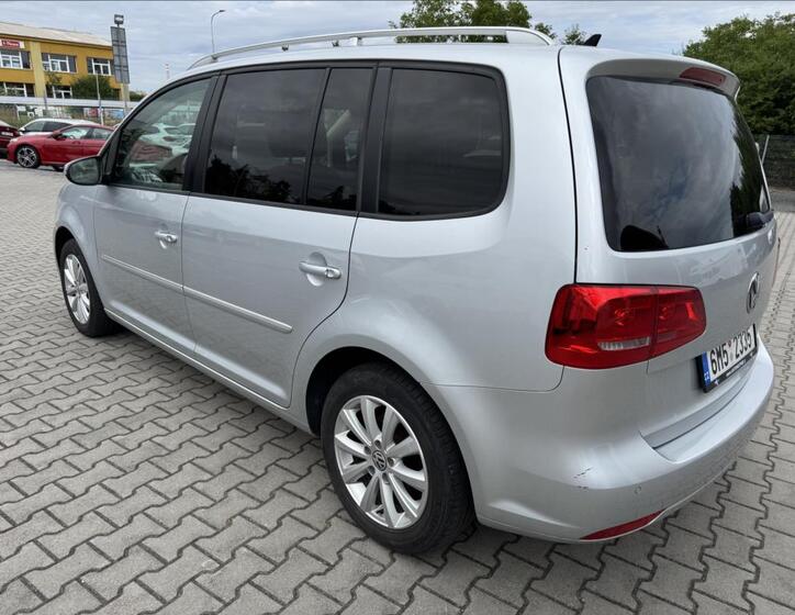 Volkswagen Touran 6
