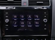 Volkswagen Golf 24