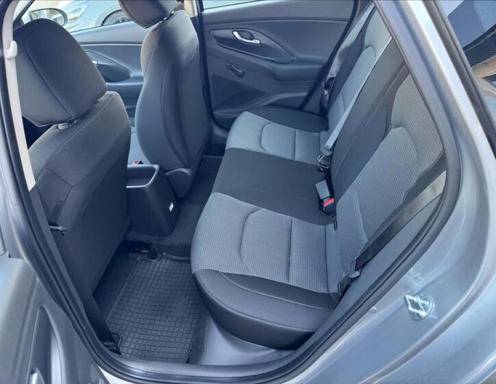 Hyundai i30 10