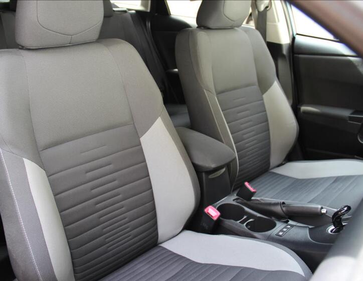 Toyota Auris 17
