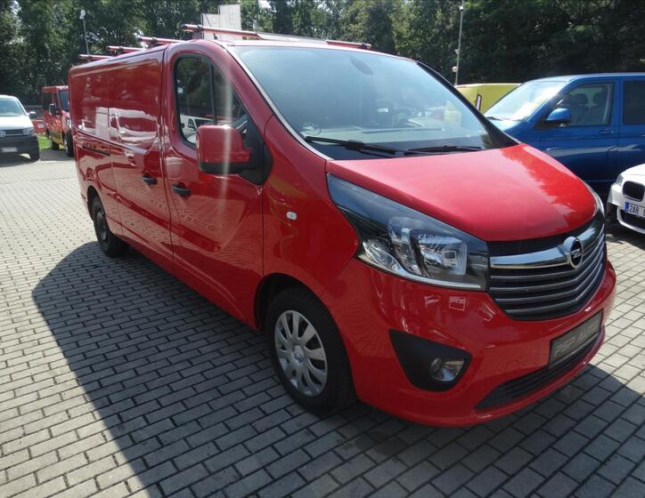 Opel Vivaro 6