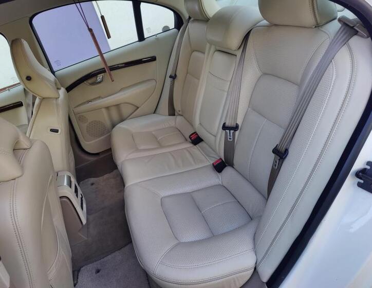 Volvo S80 16