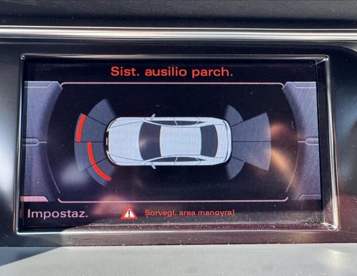 Audi A4 24