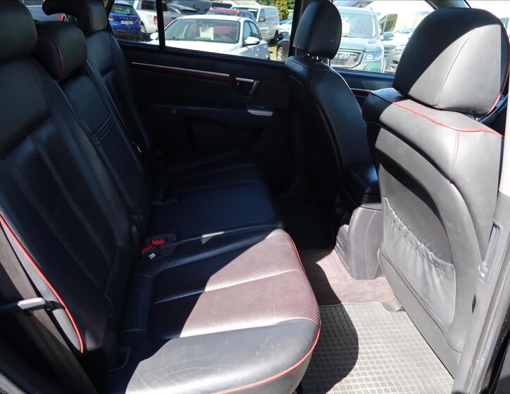 Hyundai Santa Fe 20