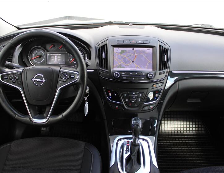Opel Insignia 14