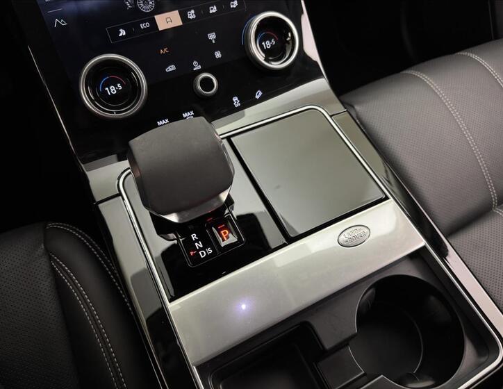 Land Rover Range Rover Velar 27