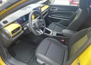 Jeep Avenger 9