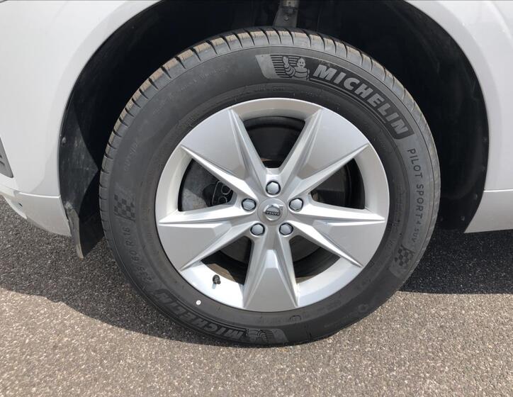 Volvo XC60 25