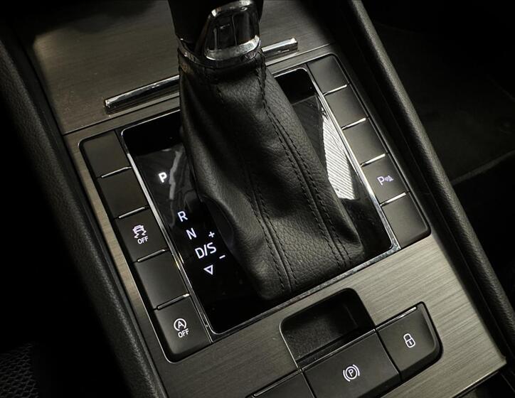 Škoda Superb 17