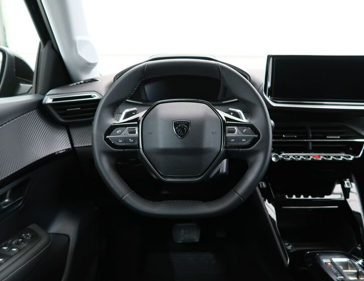 Peugeot 208 22