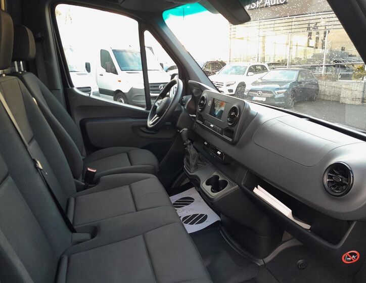 Mercedes-Benz Sprinter 21