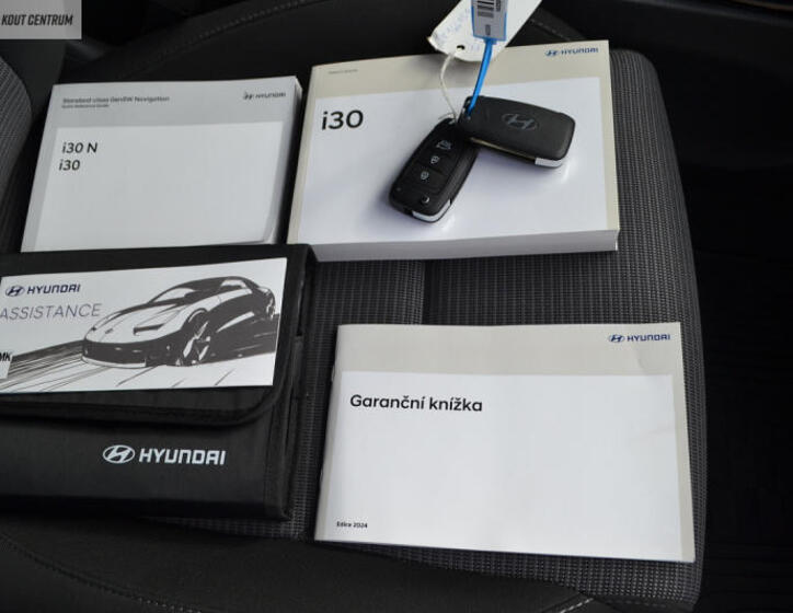 Hyundai i30 38