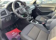 Audi Q3 11
