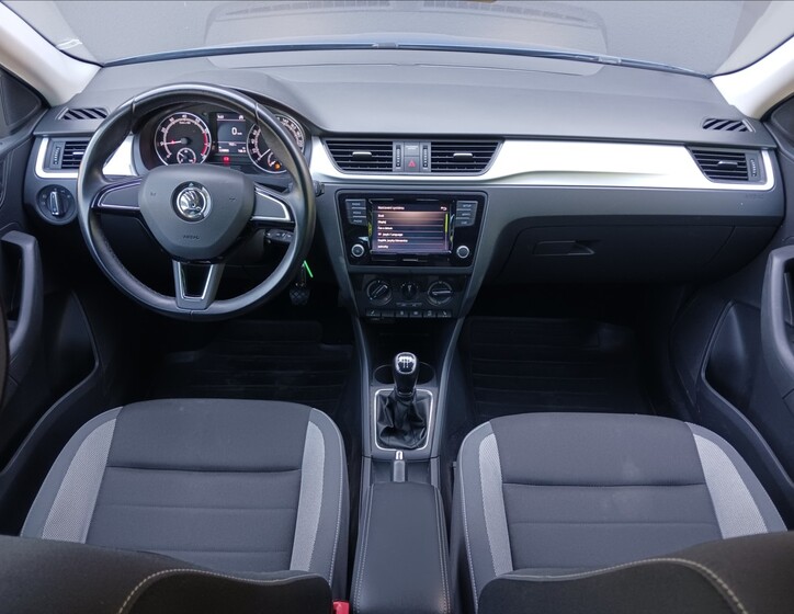 Škoda Rapid 9